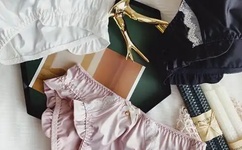 三个男人躁我奶头好舒服